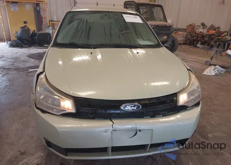 2010 Ford Focus Se z USA, uszkodzony, nr VIN 1FAHP3FN4AW162303